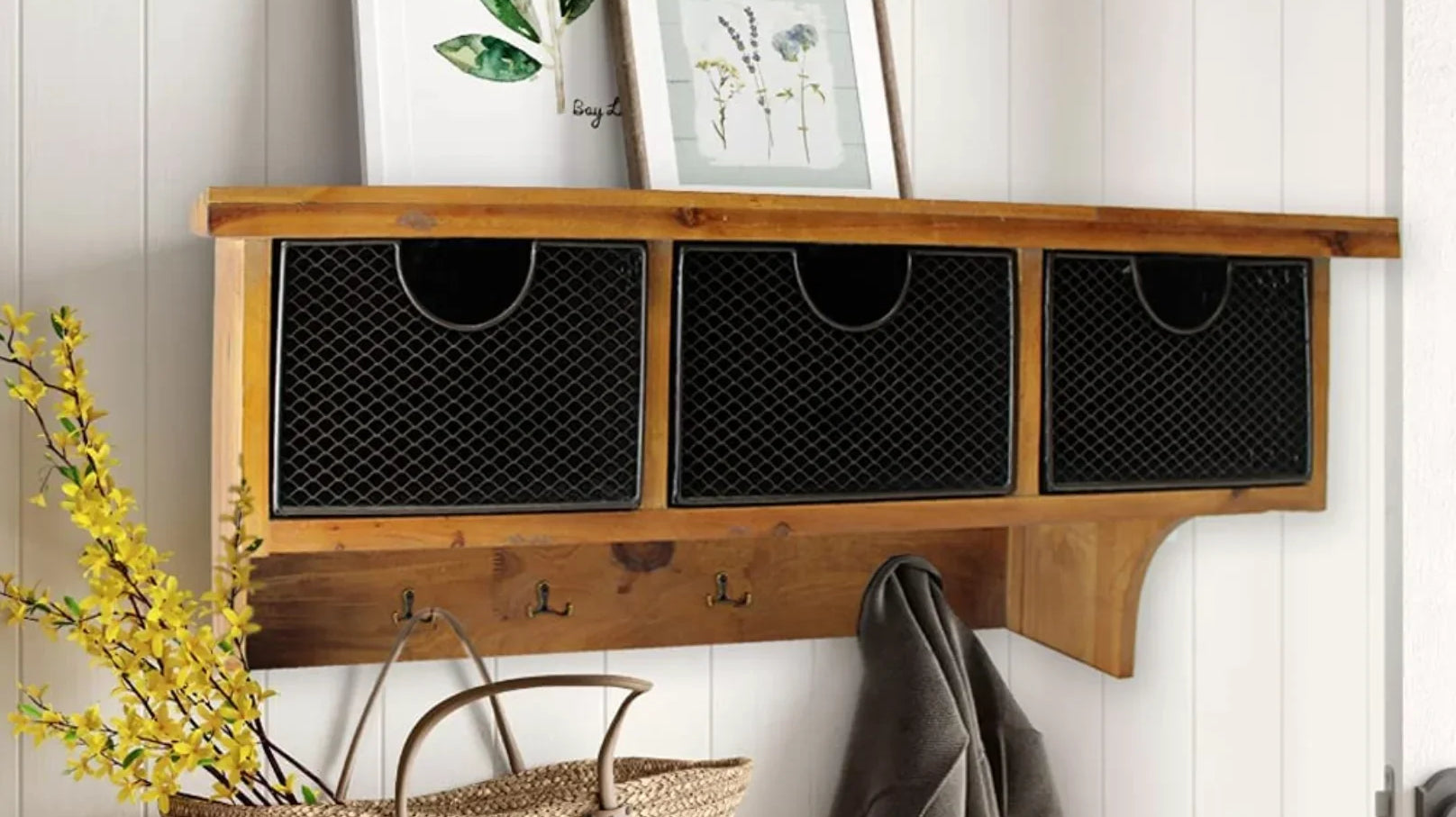 How to Choose the Right Furniture for a Mud Room