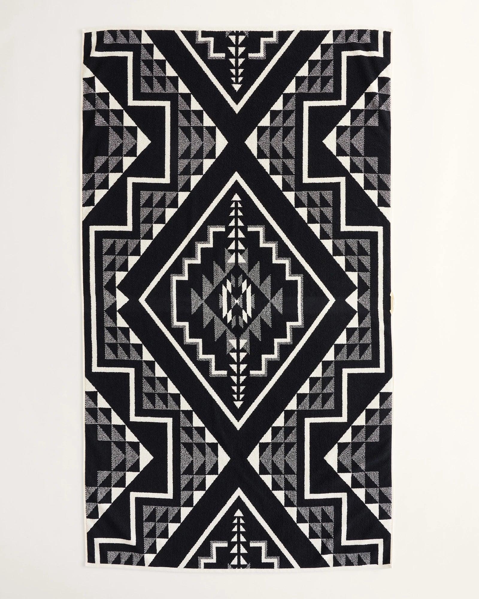 Oxbow Jacquard Spa Towel - Black & White Geometric Design - Reversible design - Your Western Decor