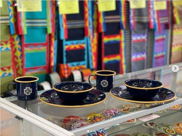 Navy Cross Enamelware Pendleton Dinnerware - Your Western Decor