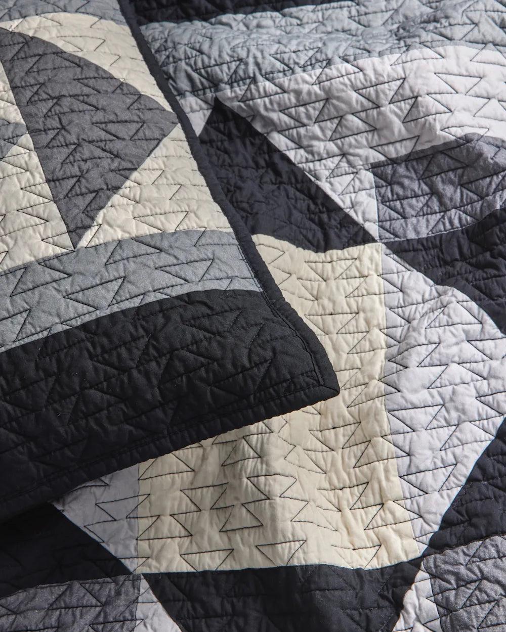 Ivory, Grey, and black Pendleton Shadow Peak Quilt Set