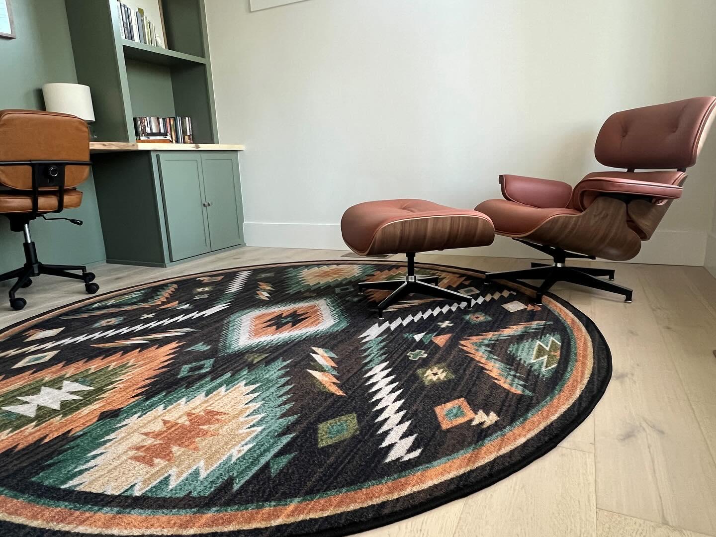 American made Grand Lodge Horizon Rug round - Your Western Decor