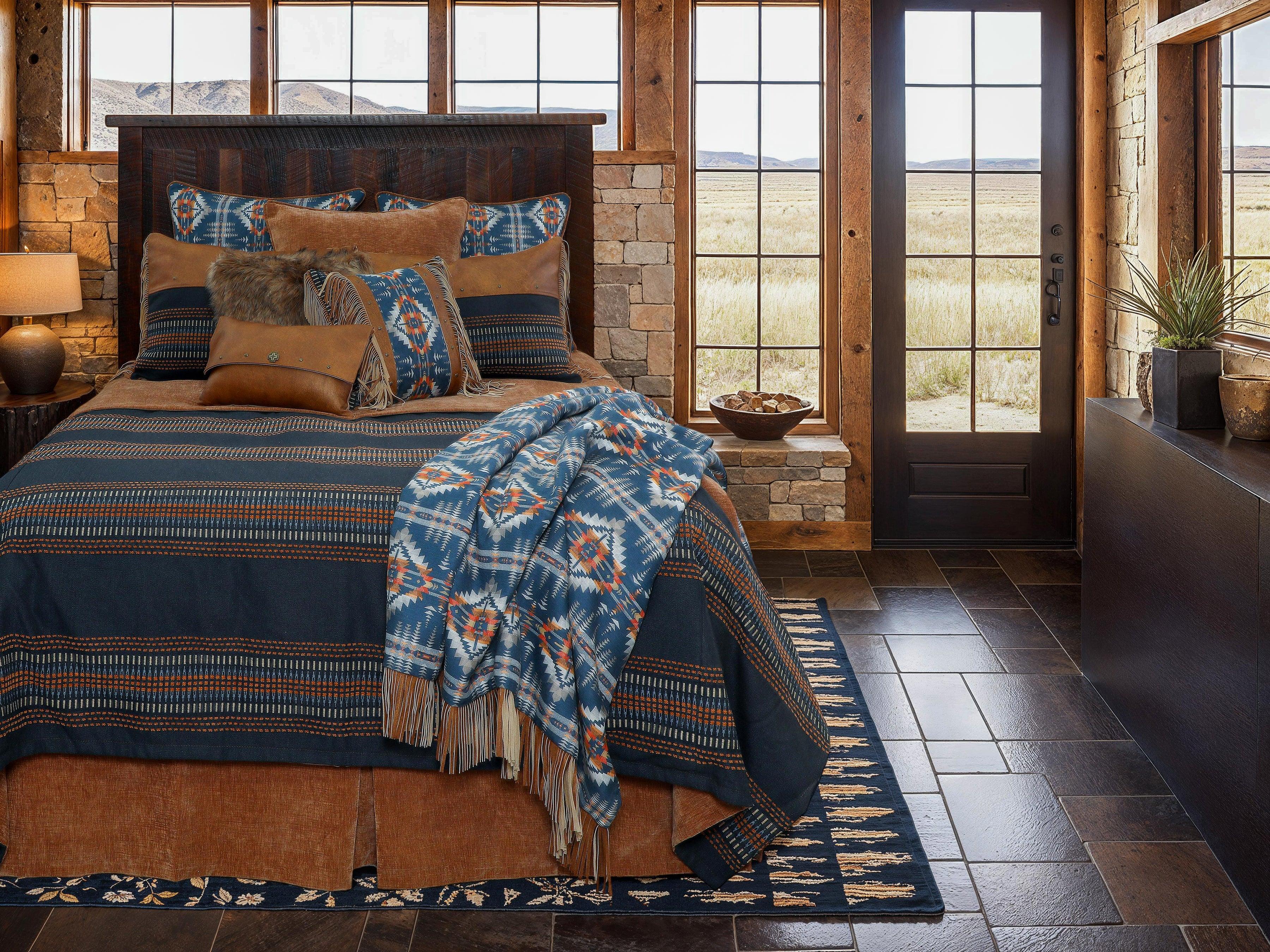 Moreno Midnight - Coverlet - Cal King