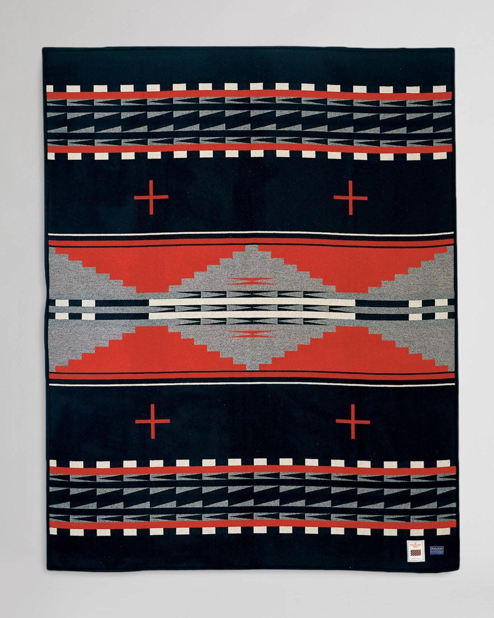 Pendleton In Their Element Blanket deals Twin NEW