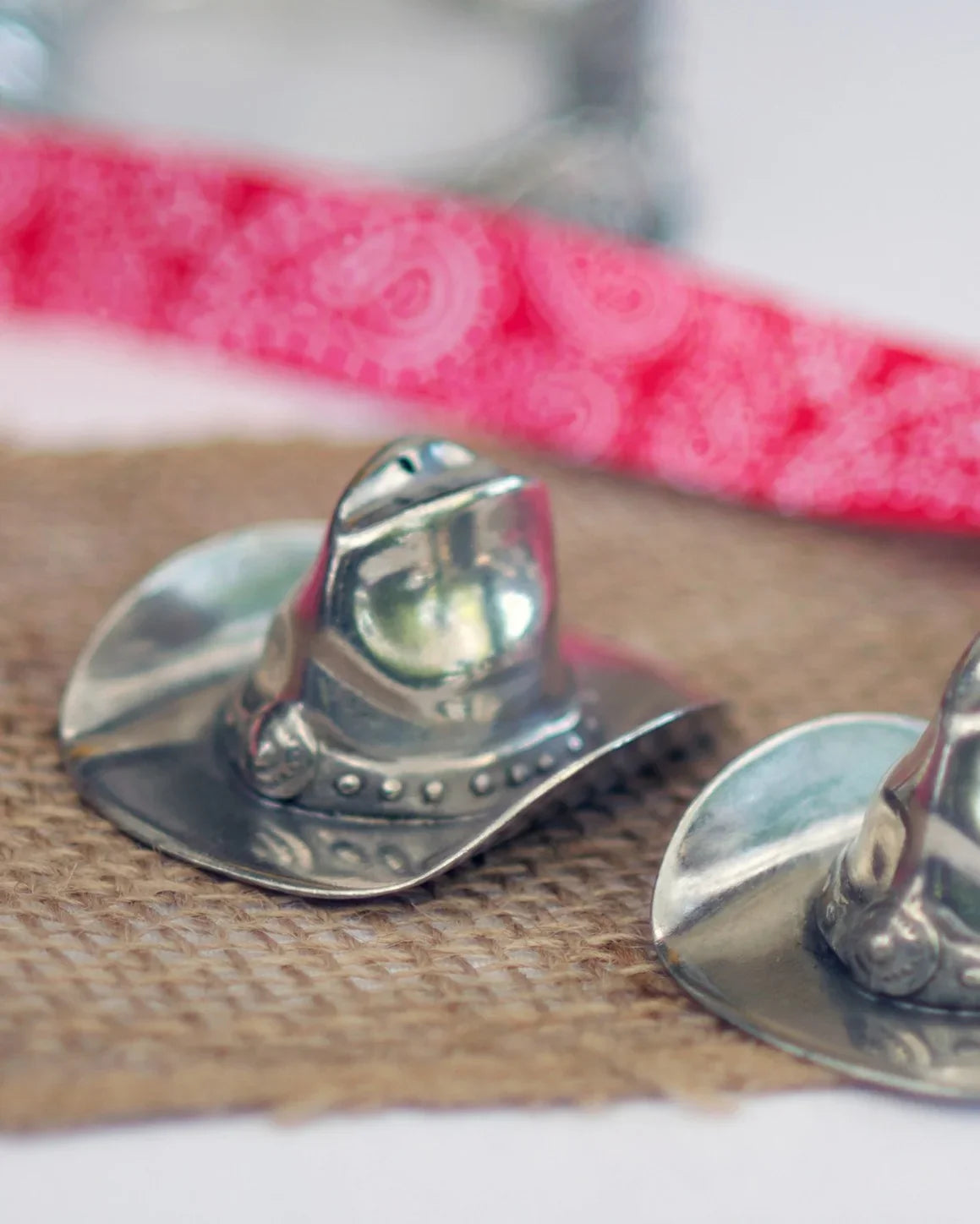 Pewter cowboy hat salt and pepper shaker set - Your Western Decor