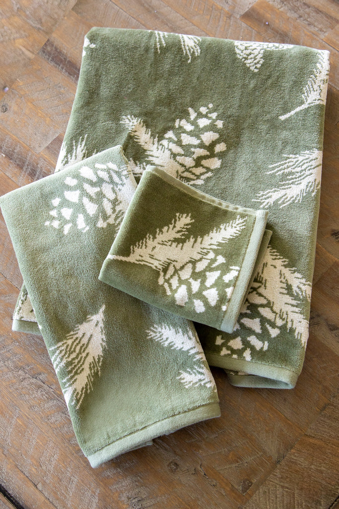Pinecone Decorated Bathroom Towels - Your Western Decor