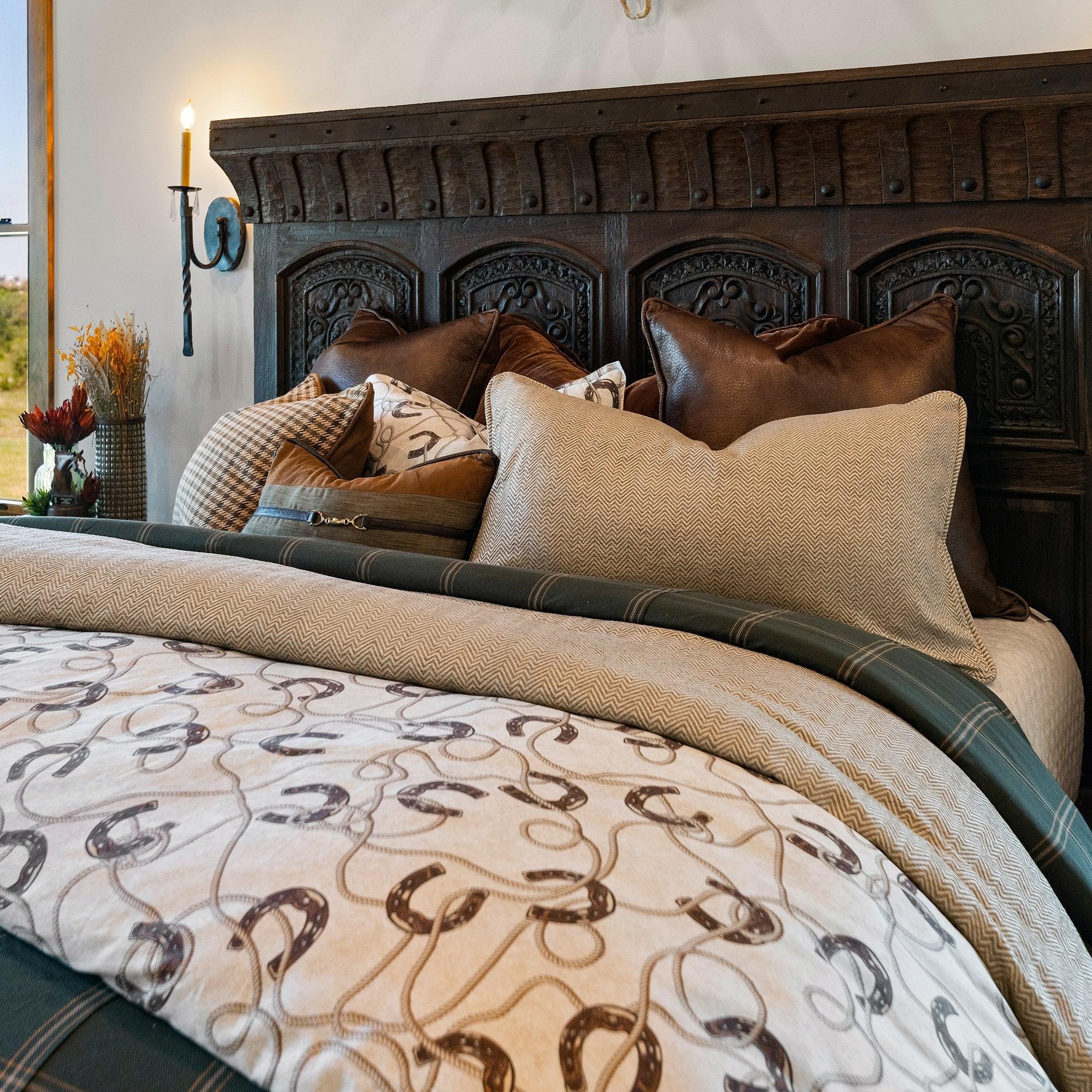 100% cotton duvet and comforter sets featuring brown horse shoes and rope over a cream background - Your Western Decor