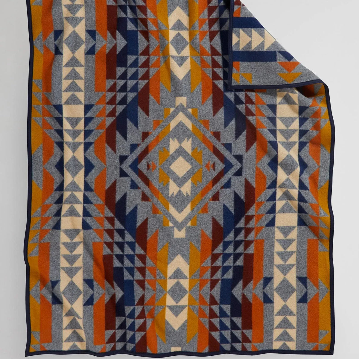 Smith Rock Pendleton Throw Blanket | Your Western Decor