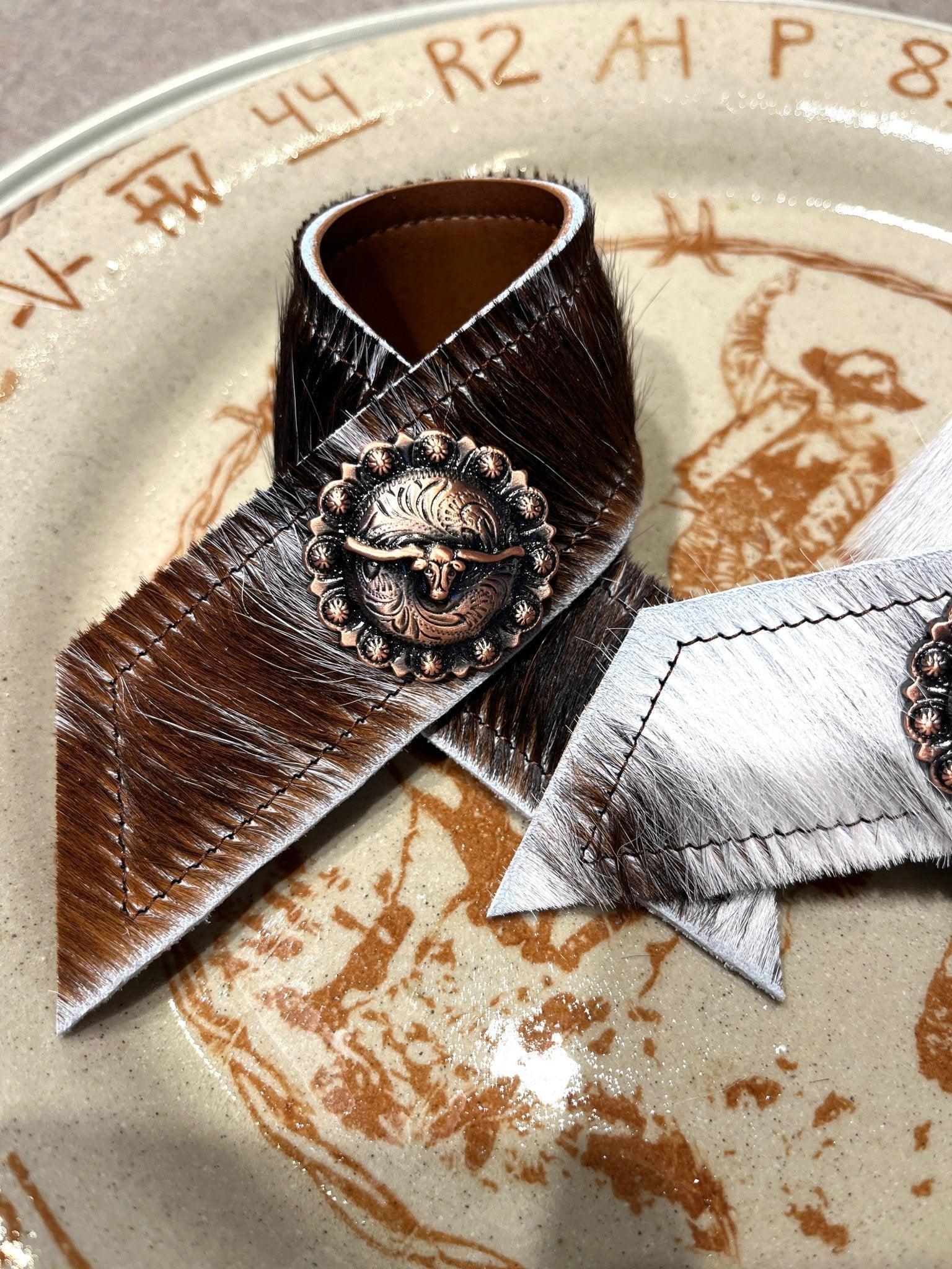 Tri color cowhide and longhorn concho napkin holders - Custom and handmade in Pilot Rock Oregon by Your Western Decor