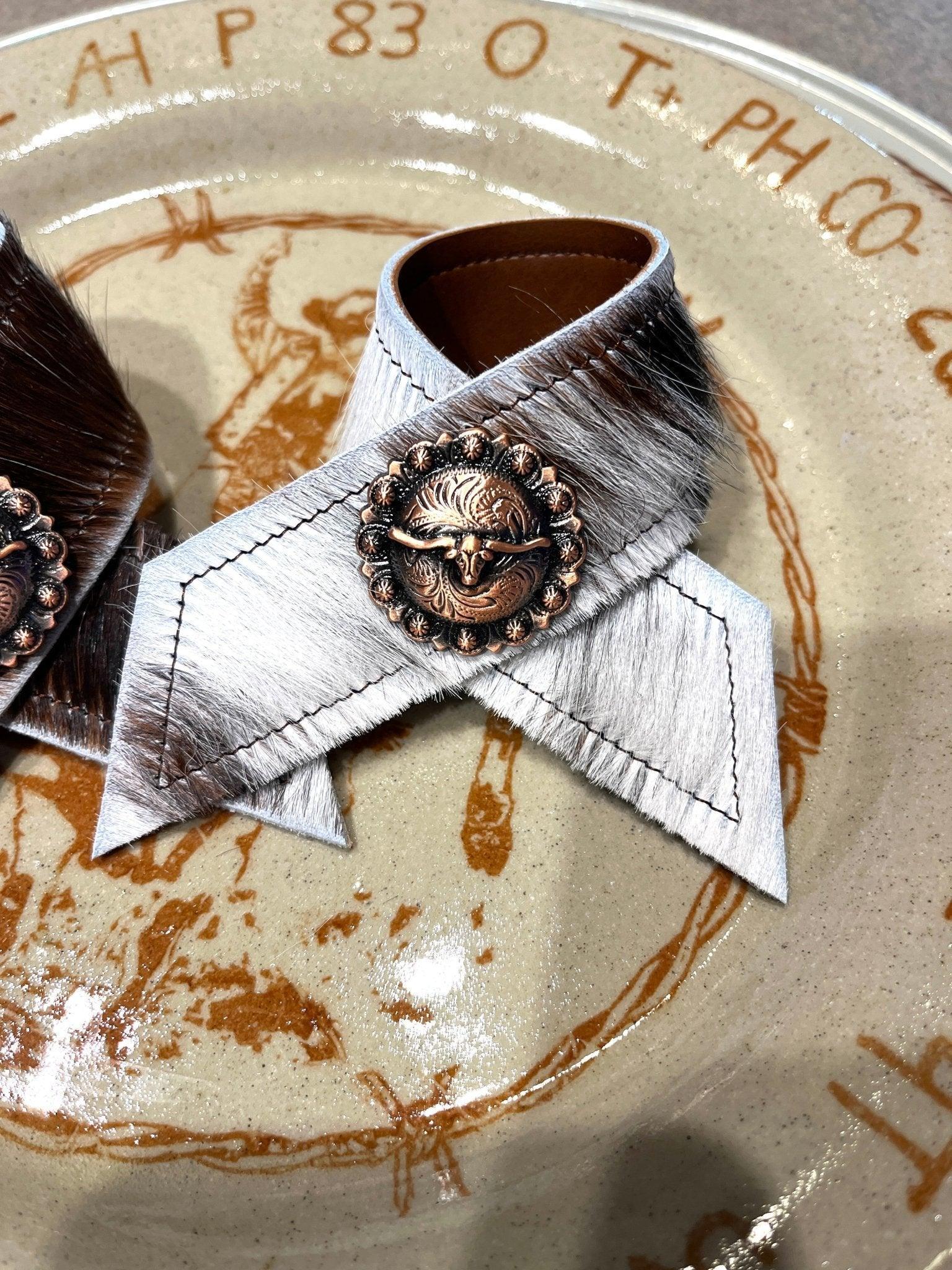 Tri color cowhide and longhorn concho napkin holders - Custom and handmade in Pilot Rock Oregon by Your Western Decor