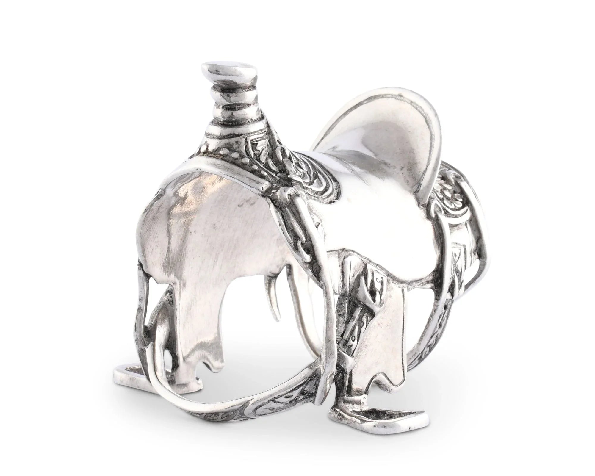 Detailed western saddle napkin ring made of pure pewter - Your Western Decor