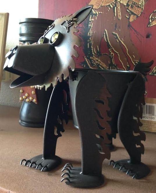 Metal bear cub planter - Your Western Decor