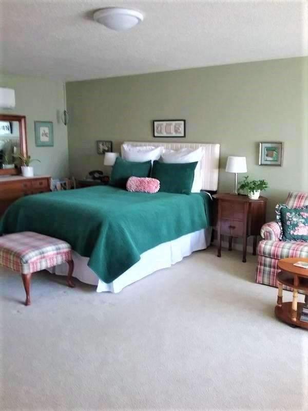 Green Cotton Coverlet