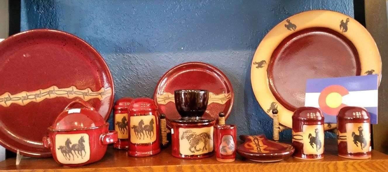 Running Horses Utensil Crocks Red - Your Western Decor