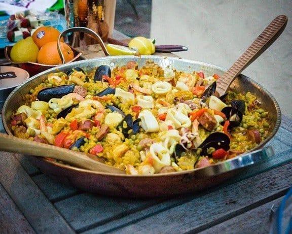 Hammered copper, tin lined paella skillet - Your Western Decor