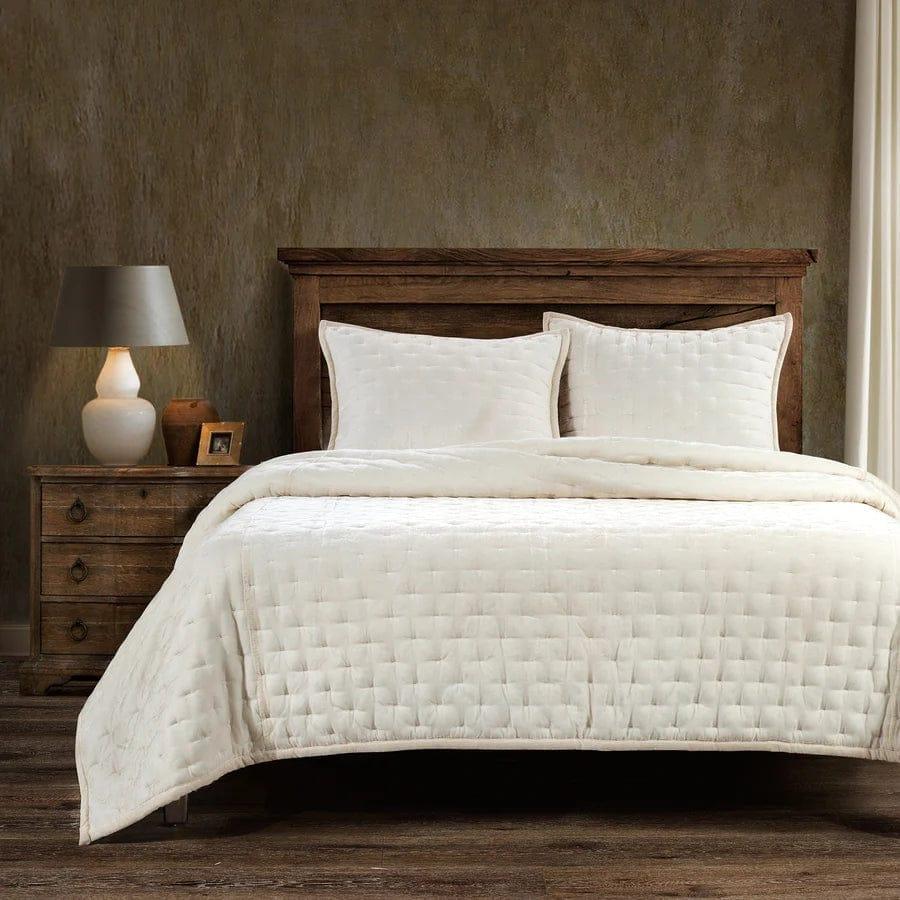 Vegas Faux Silk Velvet Quilt in Cream - Your Western Decor