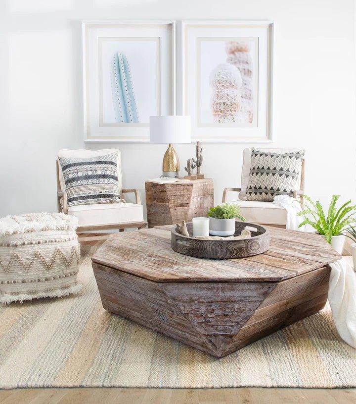 How Do You Decorate a Western-Themed Living Room?