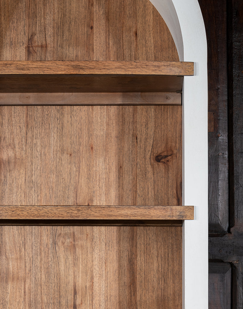 Arched Hickory Bookcase Detailing - Your Western Decor