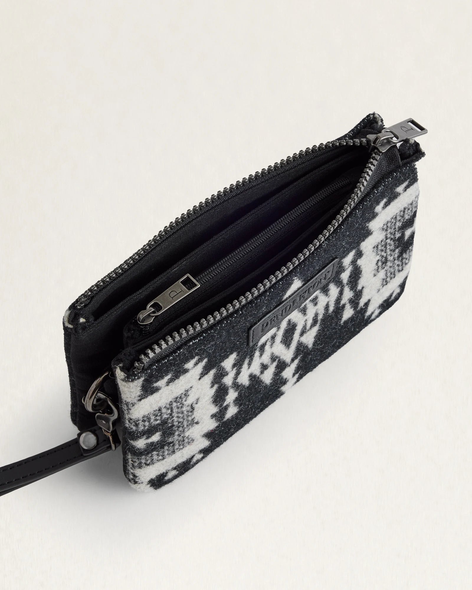 Rock Point Small Zip Wallet - Pendleton Wool - Top zipper - detachable wrist strap - Black & White - Your Western Decor