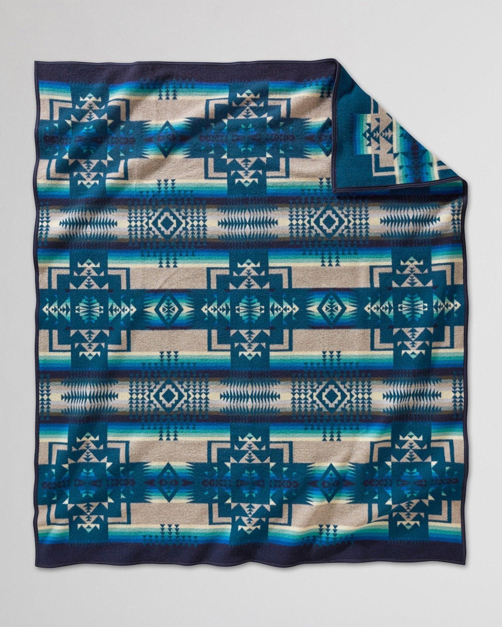 Chief Joseph Blankets aegean - Your Western Decor