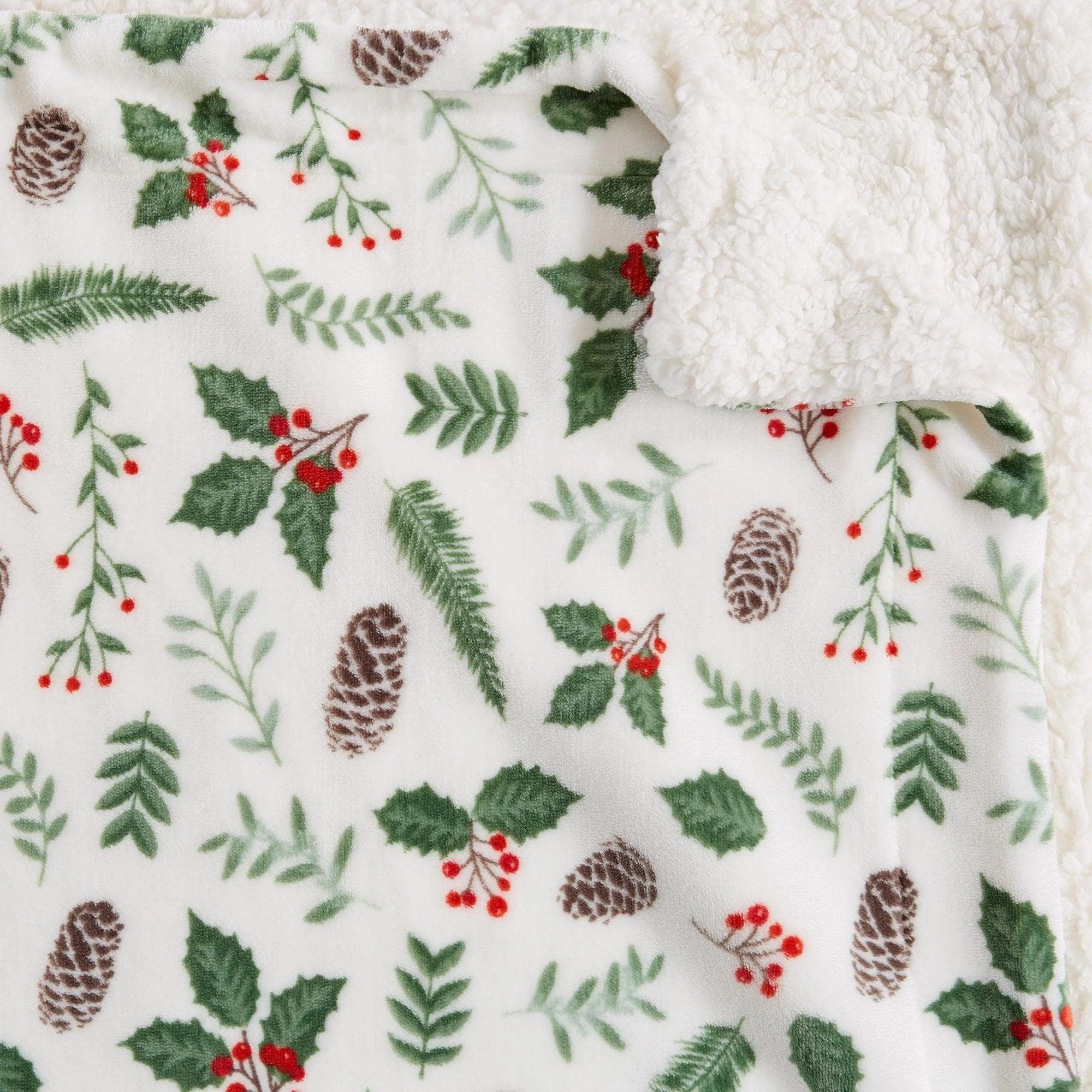 Holly Jolly Mistletoe Sherpa Throw Blanket - Your Western Decor