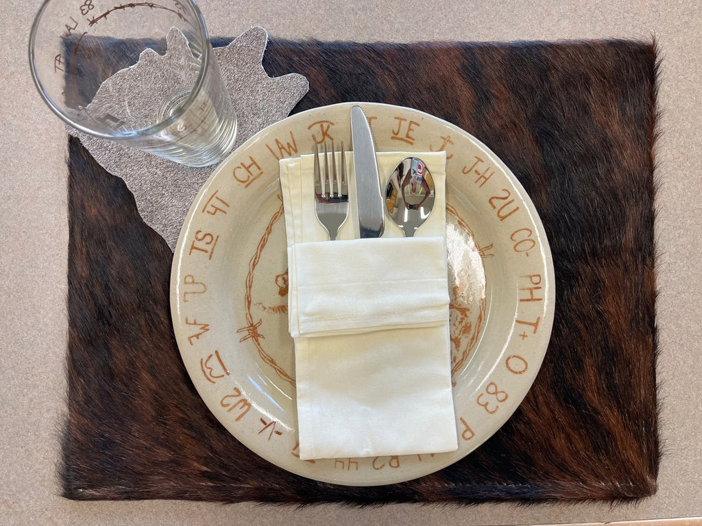 Blue Mountain Brands Dinner Plate on Brindle Cowhide Placemat 