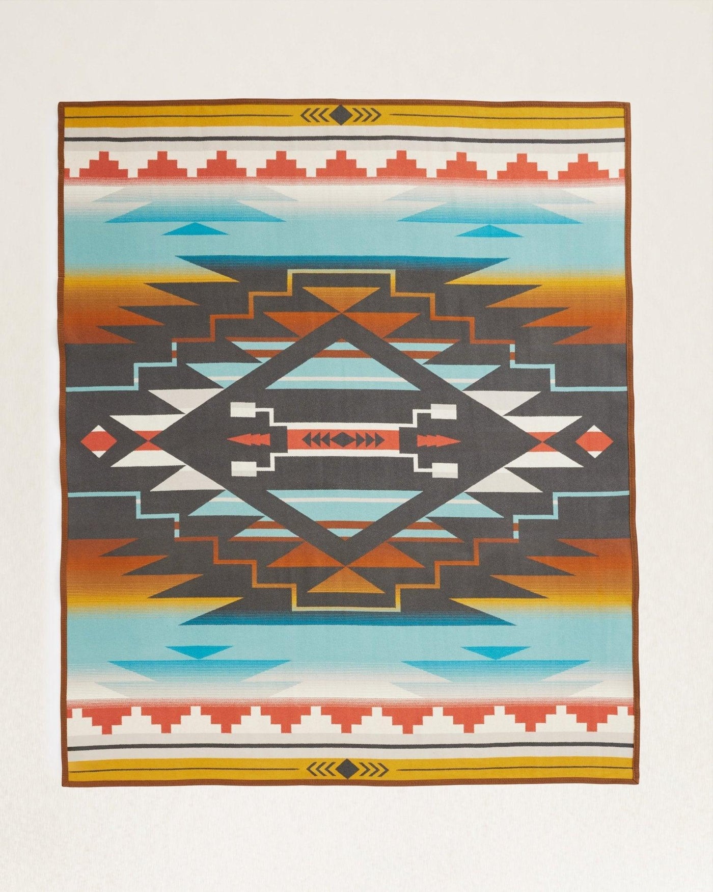 Pendleton College Fund Blanket Nike - N7-7 Generations