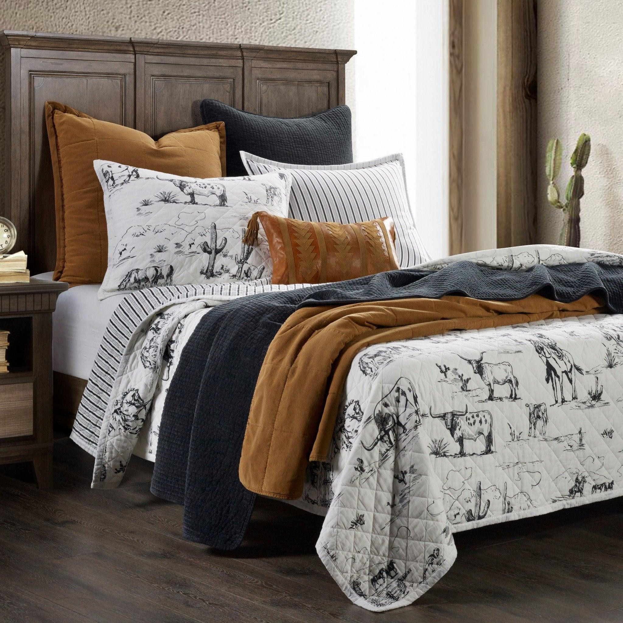 Longhorn Ranch Reversible Quilt Set - Your Western Decor