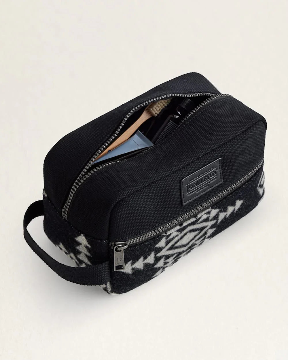 Black Rock Toiletry Bag | Pendleton Bags | Your Western Decor
