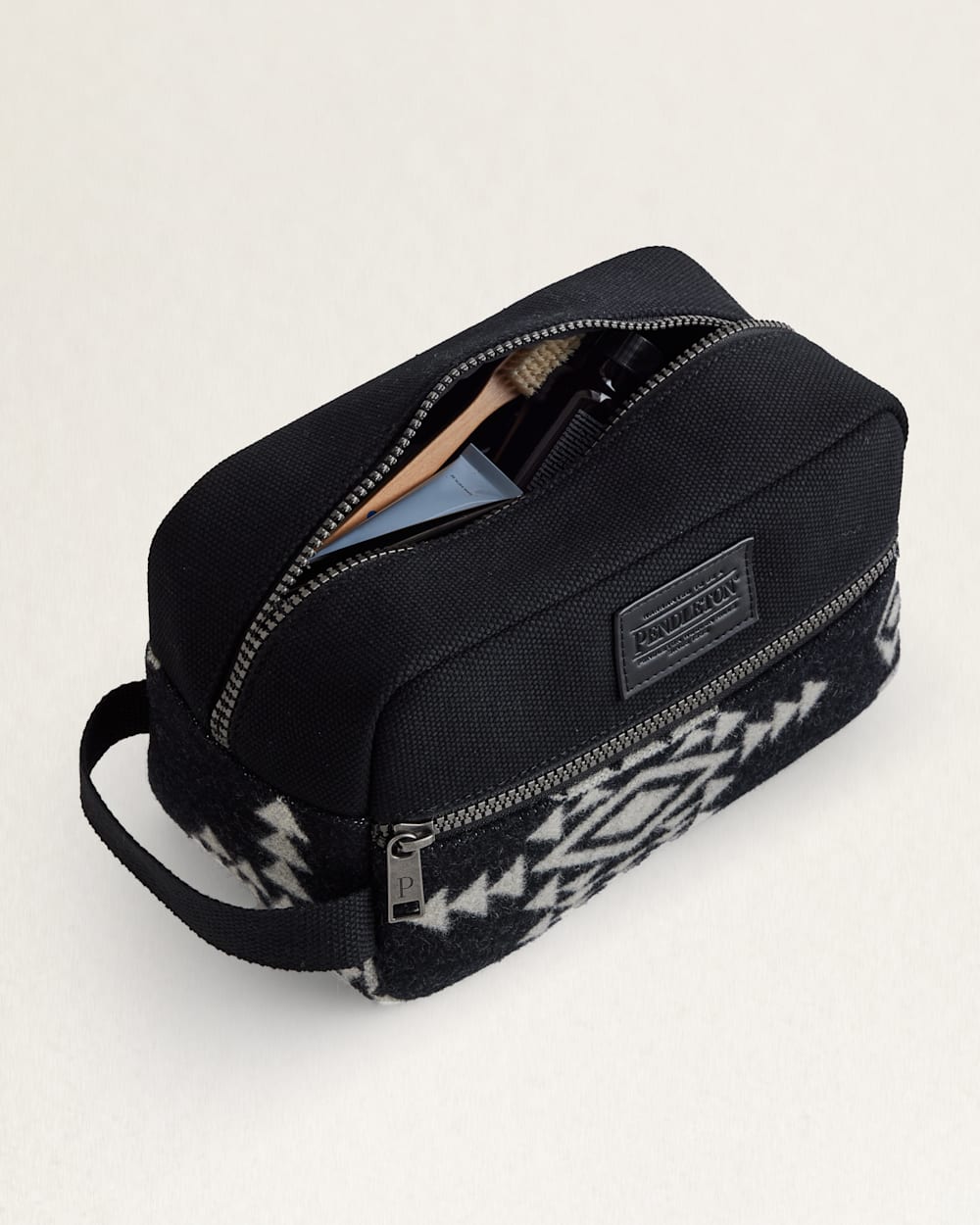 Rock Point Toiletry Bag - Black & White Pattern - Nylon & Wool - Pendleton Woolen Mills - 2 Zipper closures - Your Western Decor