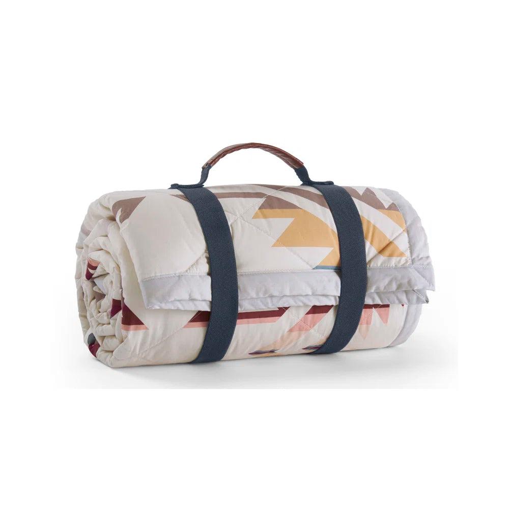 Shifting Dunes Quilted Roll-Up Throw - Quilted - White Sands Pendleton - Sandshell - Your Western Decor