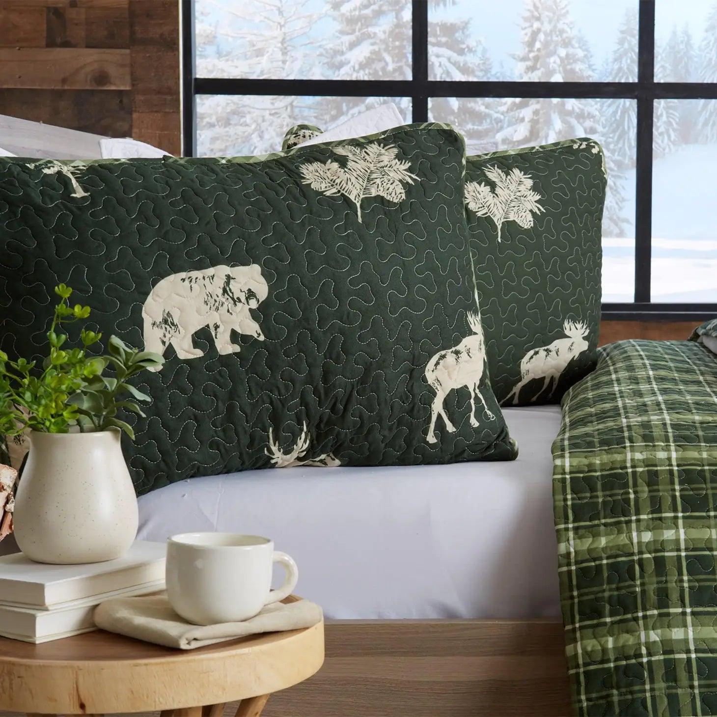 Wildlife Lodge Quilt Set Green - Your Western Decor