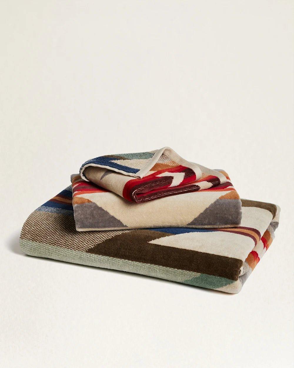 Pendleton Wyeth Trail Towel - Thumbnail 5