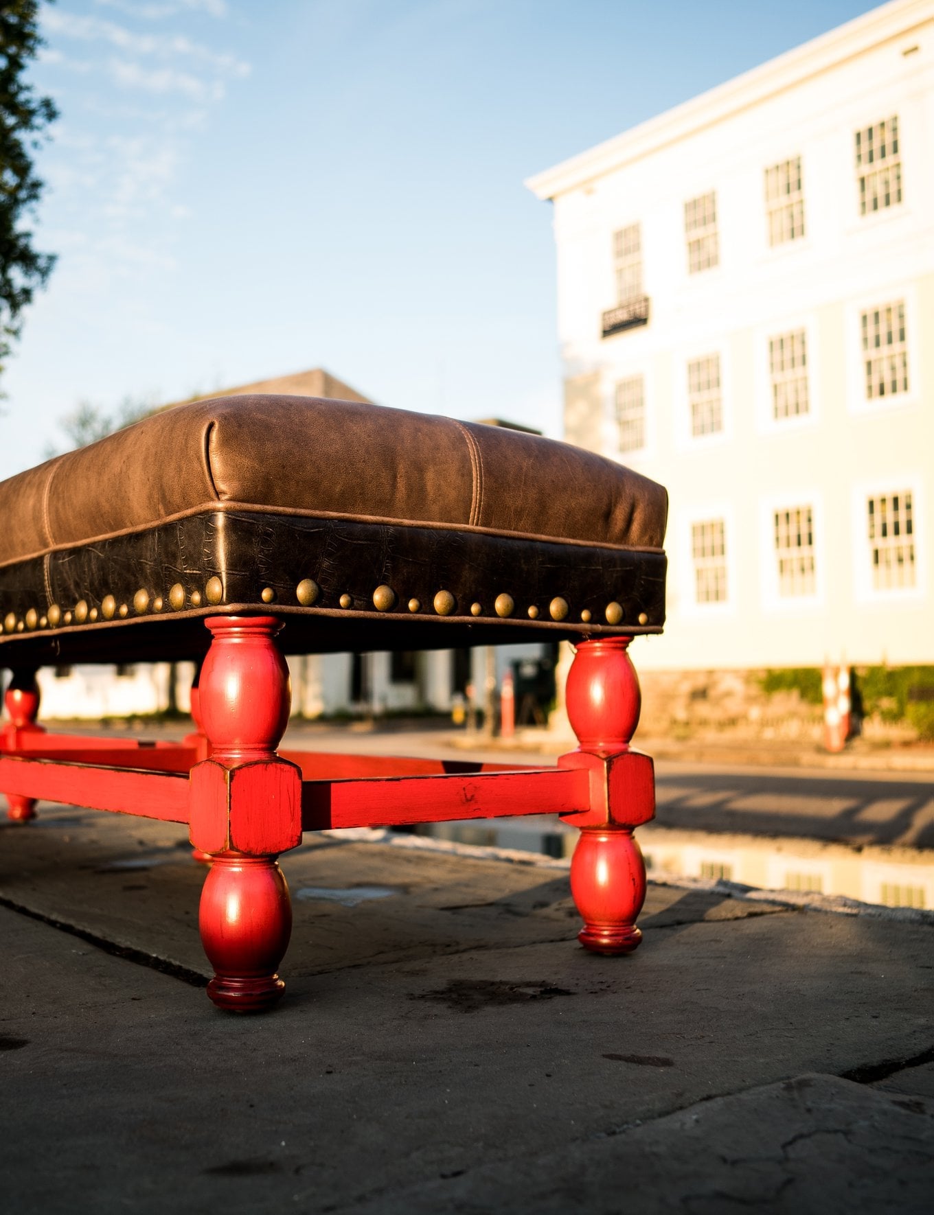 Bero leather bench with red frame - Your Western Decor