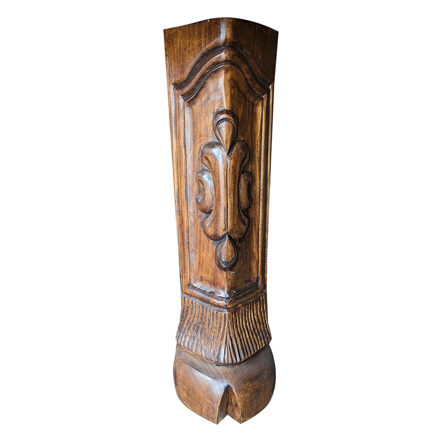 Detailed carved corner of desk - Your Western Decor