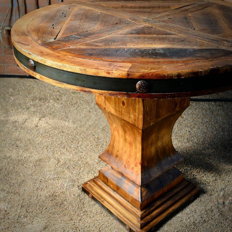 Round Rustic Dining Table - Your Western Decor