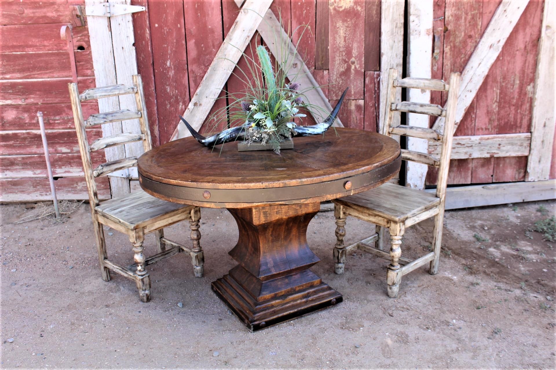 Rustic dining table and chairs - Your Western Decor