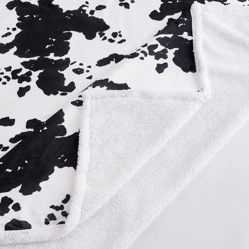 Black and white cowhide print sherpa throw blanket - Your Western Decor 
