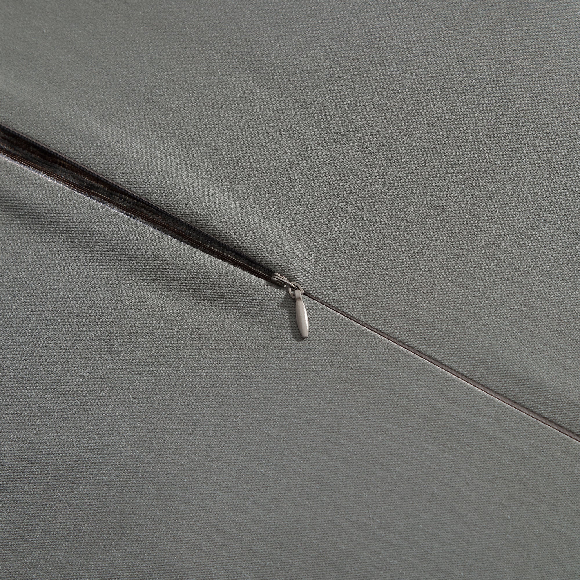 Hidden zipper closure on High Plains duvet - Your Western Decor