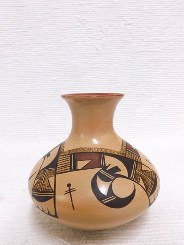 Handmade Hopi Short Vase - Your Western Decor