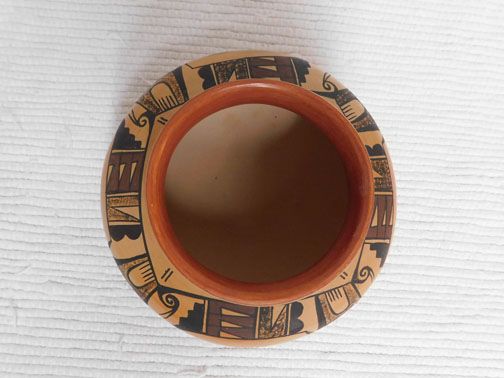 Traditional Handmade Hopi Pot by Potter White Swan - Your Western Decor