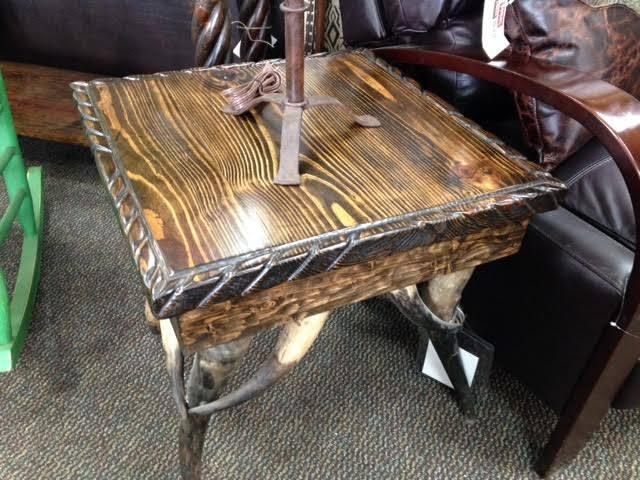 Steer horn and cowhide western side table - Your Western Decor