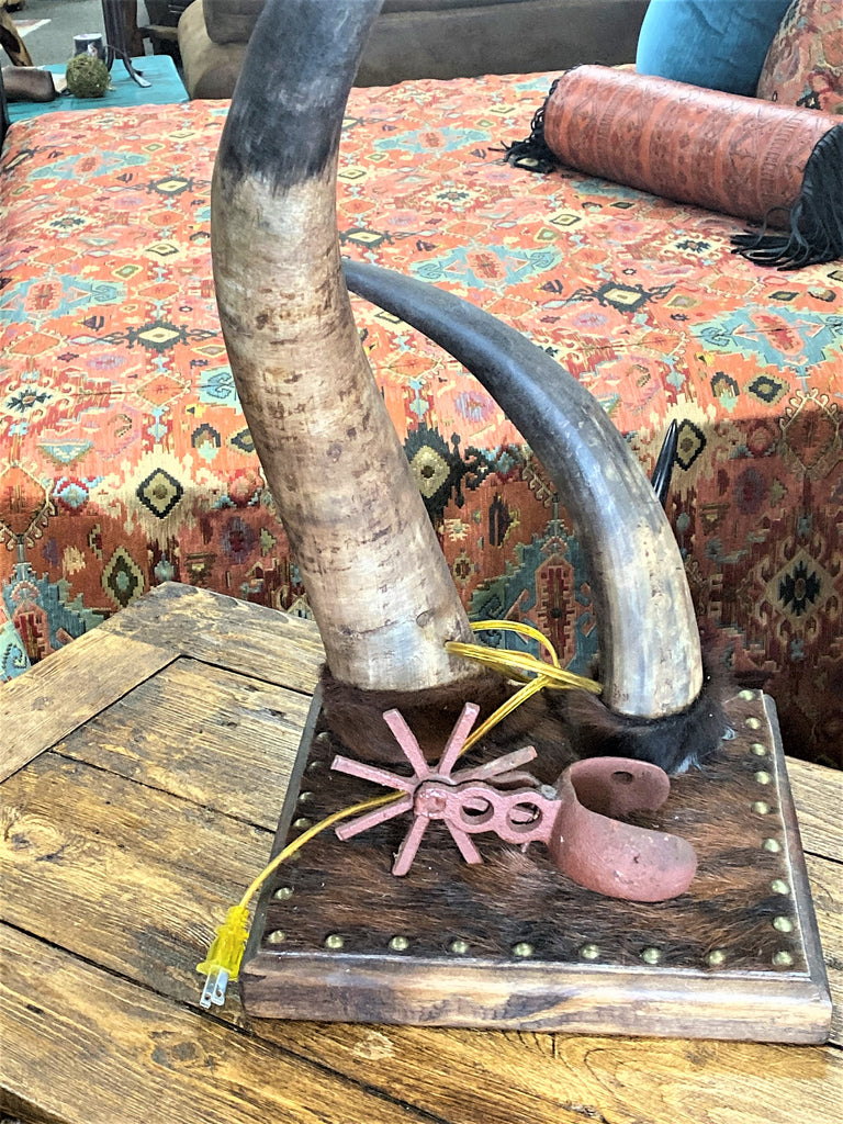 Double longhorn steer western table lamp - Your Western Decor