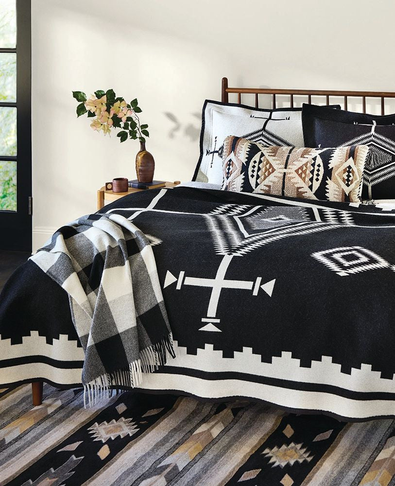 Pendleton Los Ojos Blanket and pillow shams made in Oregon - Your Western Decor