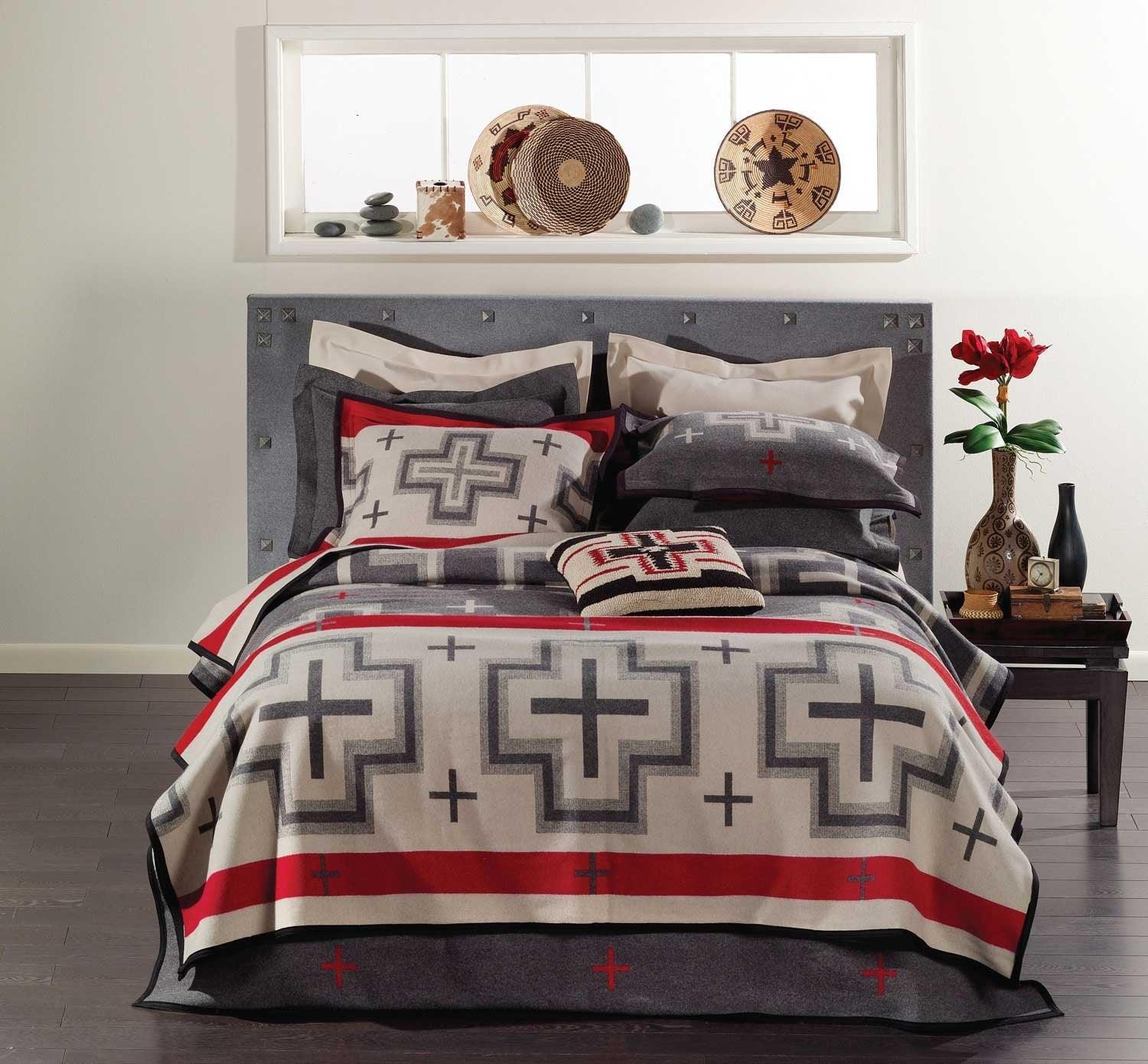 Pendleton San Miguel Reversible Blankets | Your Western Decor