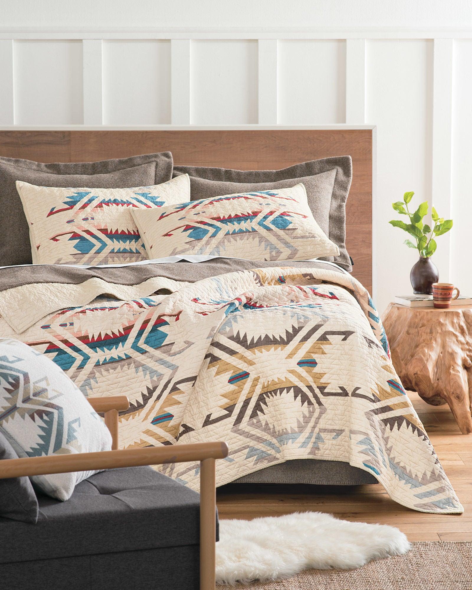 Shifting Dunes Southwestern Quilt Set by Pendleton Woolen Mills - Your Western Decor