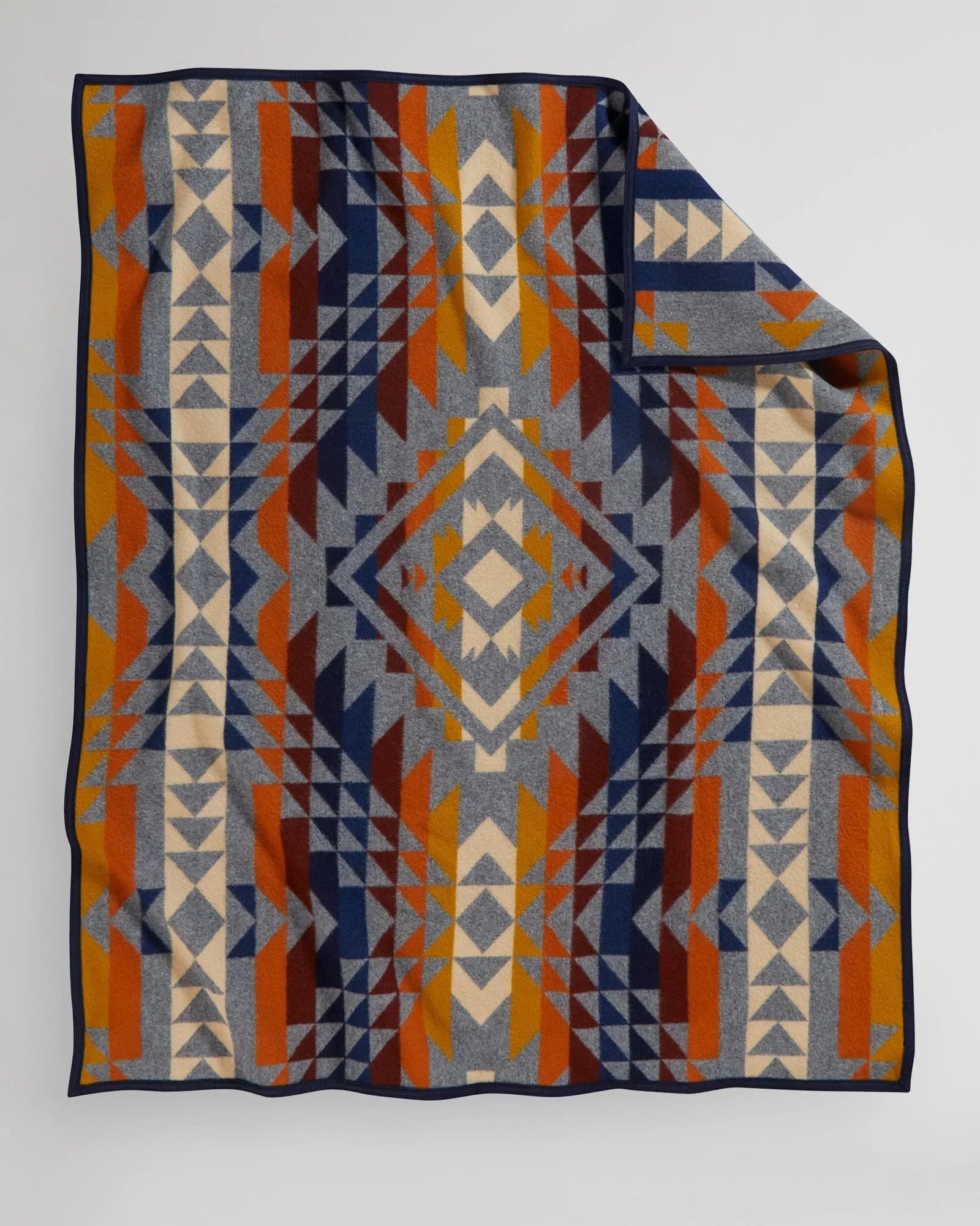 pendleton ブランケット　beaverton Smith Rock Pendleton Throw Blanket | Your Western Decor