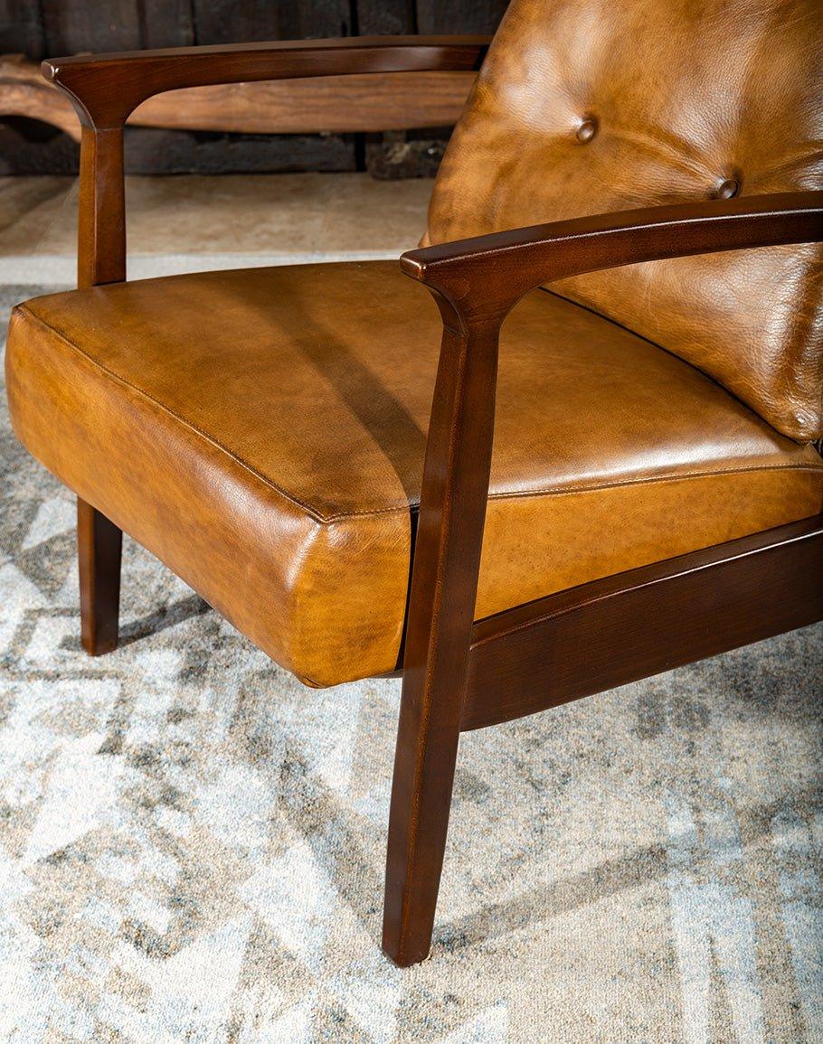 Tufted Burnished Leather Recliner detail - Your Western Decor