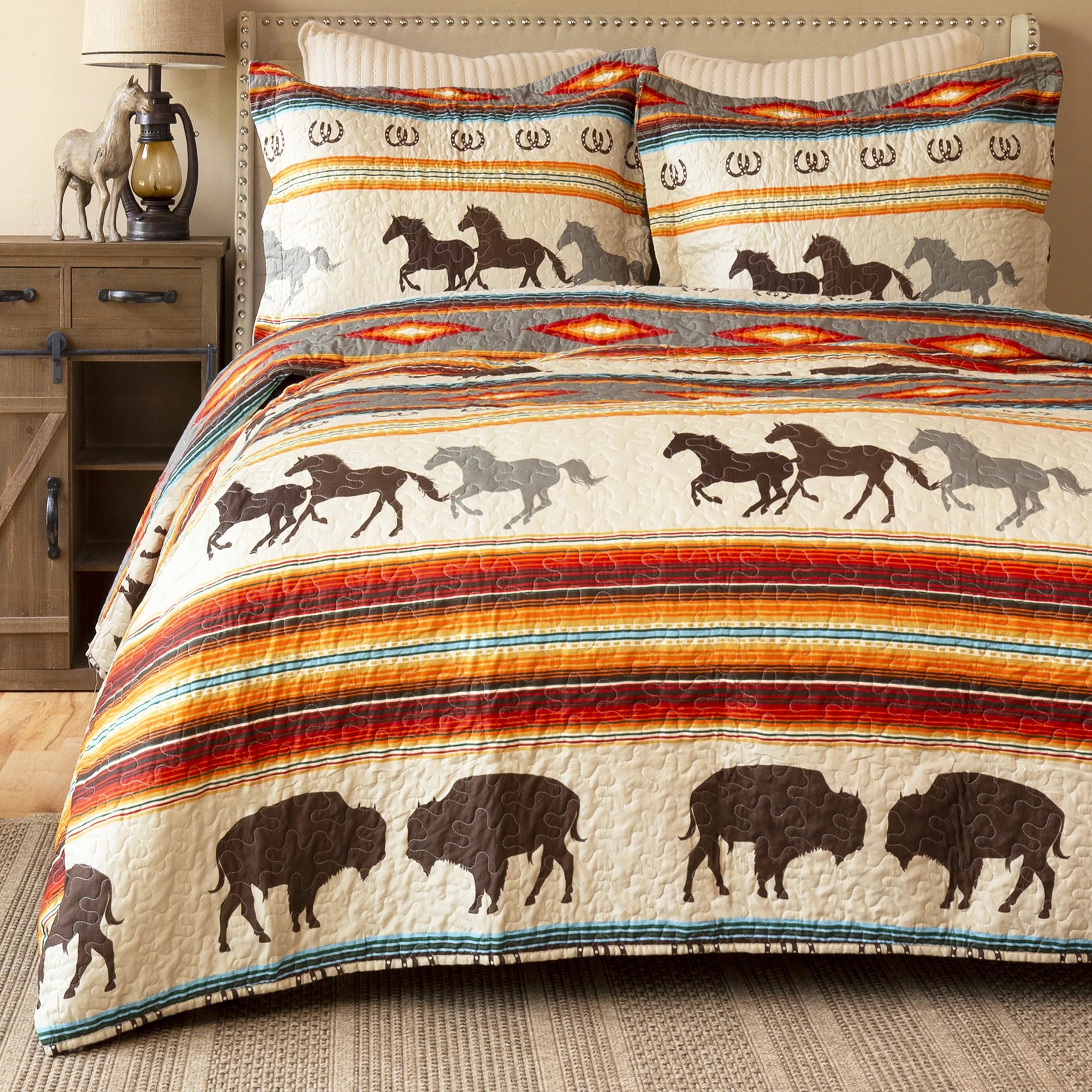 Western Frontier Quilt Set with bison and horses - Your Western Decor