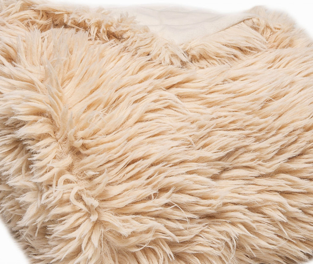 Flokati Faux Wool Throw Blanket Detail - Your Western Decor