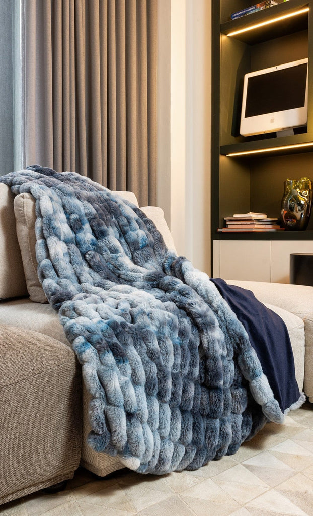 Chunky faux fur throw blanket in light blue and grey - Luxe throw blankets - Your Western Decor